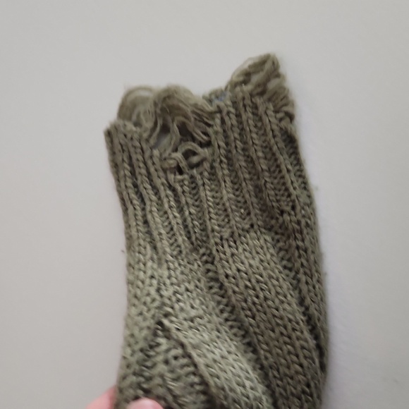 Jolt Sweater Womend Size M Cropped Ribbed Cable Knit Fringe Green - Picture 7 of 13